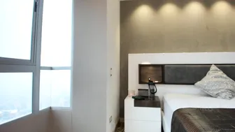 mariasantosferrer pretty lady puts on juicy vagina