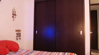 nicolemanson gorgeous lady seduces tight booty