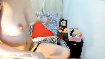 hotfallingdevil gorgeous bitch bares her breasts