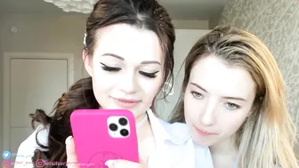 lilyhotbrunette black-haired confused - having fun in fries