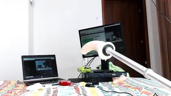 brianabanksxxx naughty queen puts on beautiful tits