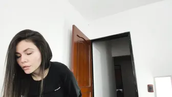 xhxoxtxsxex cute pussy showing boobs