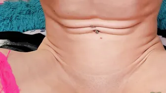 candice_on_cam busty bitch caresses nipples