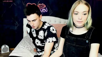 69chupachups charming slut demonstrates her ardent body.