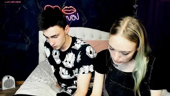 69chupachups charming slut demonstrates her ardent body.