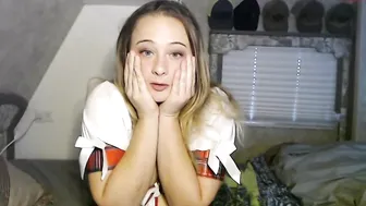 wrestlerpr bitch with big tits rides vagina toy