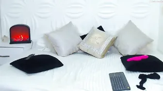 celestee_greey cutie kneads big tits