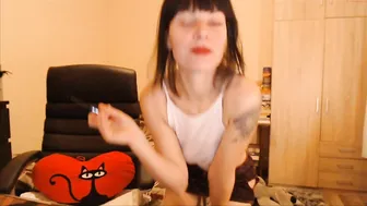 ariadna89 handjob home