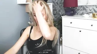 valerieluvsugar slim mulatto dancing erotic dance