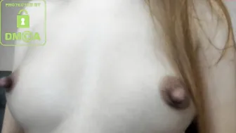 wild_kitti blissful doll chatting in fries