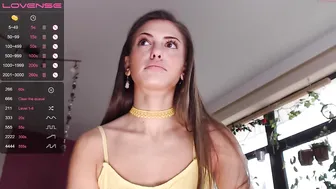 bubblekush7 shows her pussy on the chair