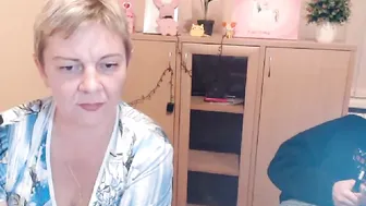 caroline_ellin shy doll fucks pussy with dildos