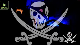 naughty_skull luxurious lady boldly hammering her ass