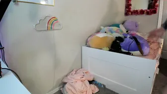 oftenelle mother masturbates on skype