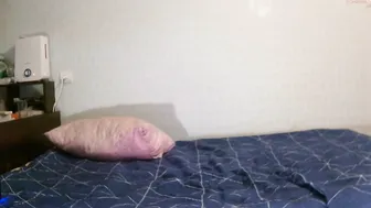 trioa in just one bra found her long friend and immediately decided to use it.