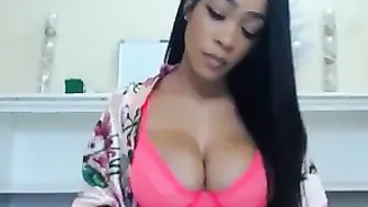 parisbanks mature bbw fucks both holes