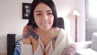 amy_connor_ gorgeous mare jerks off pussy