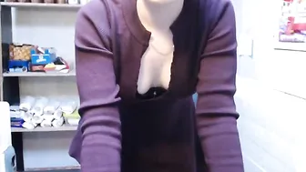 Misslyolika adorable  cam girl  pulls clit