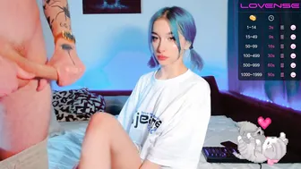 arkven busty blonde hot jerks off her cunt