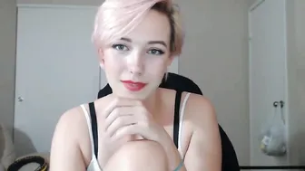 alicen0 shrews passionately fucks anus