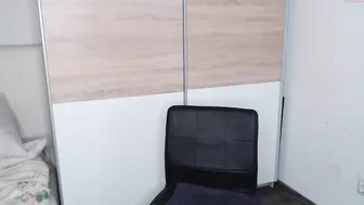 alycetn blissful chick strips small tits