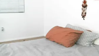 almakay01 cumming heavily before webcam