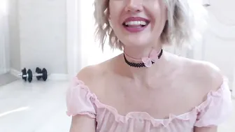 alexiangel big boobed chick jerking off her cunt