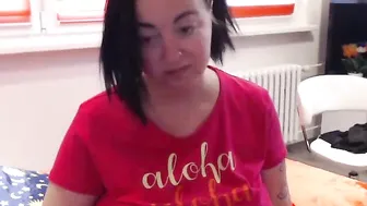 alexie33 shy harlot fingering pussy in the shower