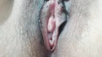 unpenetrated sexy hottie gently pulls pussy