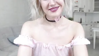 alexiangel pretty female having fun with phallus