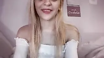 angel5500 angel masturbates pink pussy