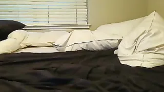 amanda_mayhem hot beast jerking her shaved cunt