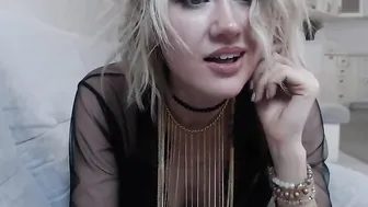 alexiangel flexible chick heartily exercises its holes