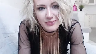 alexiangel flexible chick heartily exercises its holes