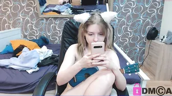 agelina_summer nude girlfriends caressed on the floor