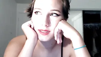 alicen0 gorgeous mare fingering sex toy