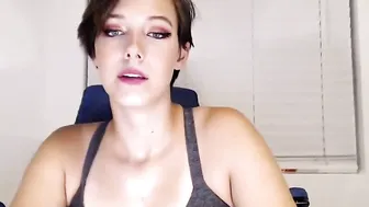 alicen0 hot tick caresses beautiful tits