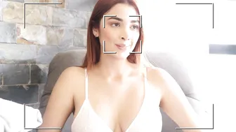 alanna_gomez passionately jerking off her wet cunt