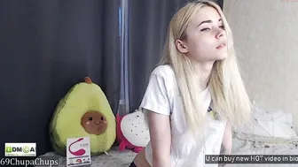 69chupachups hot  private  with a toy