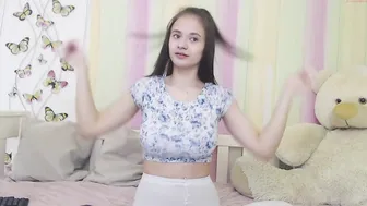 alexiacream black-haired nymph pulls pussy