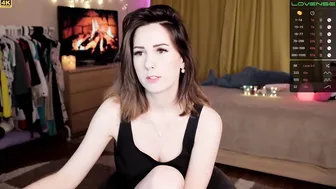 _blackbee_ plump little devil gently massages pussy