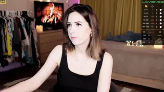 _blackbee_ openwork swell fucks tight anus