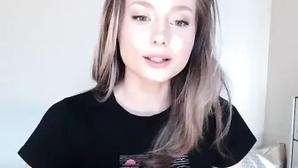 bijoux__blue skin posing nude