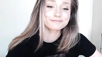 bijoux__blue skin posing nude