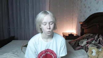 blacklily01 a little fun in the solo video