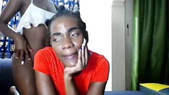 bisquitina22 gentle handjob