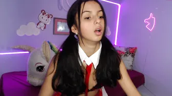 _emma_luna naughty  girl  shows big tits