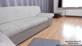 innocentemmy big breasted passion rubs the body with oil