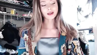 bijoux__blue tearing her tender pussy