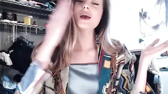 bijoux__blue tearing her tender pussy
